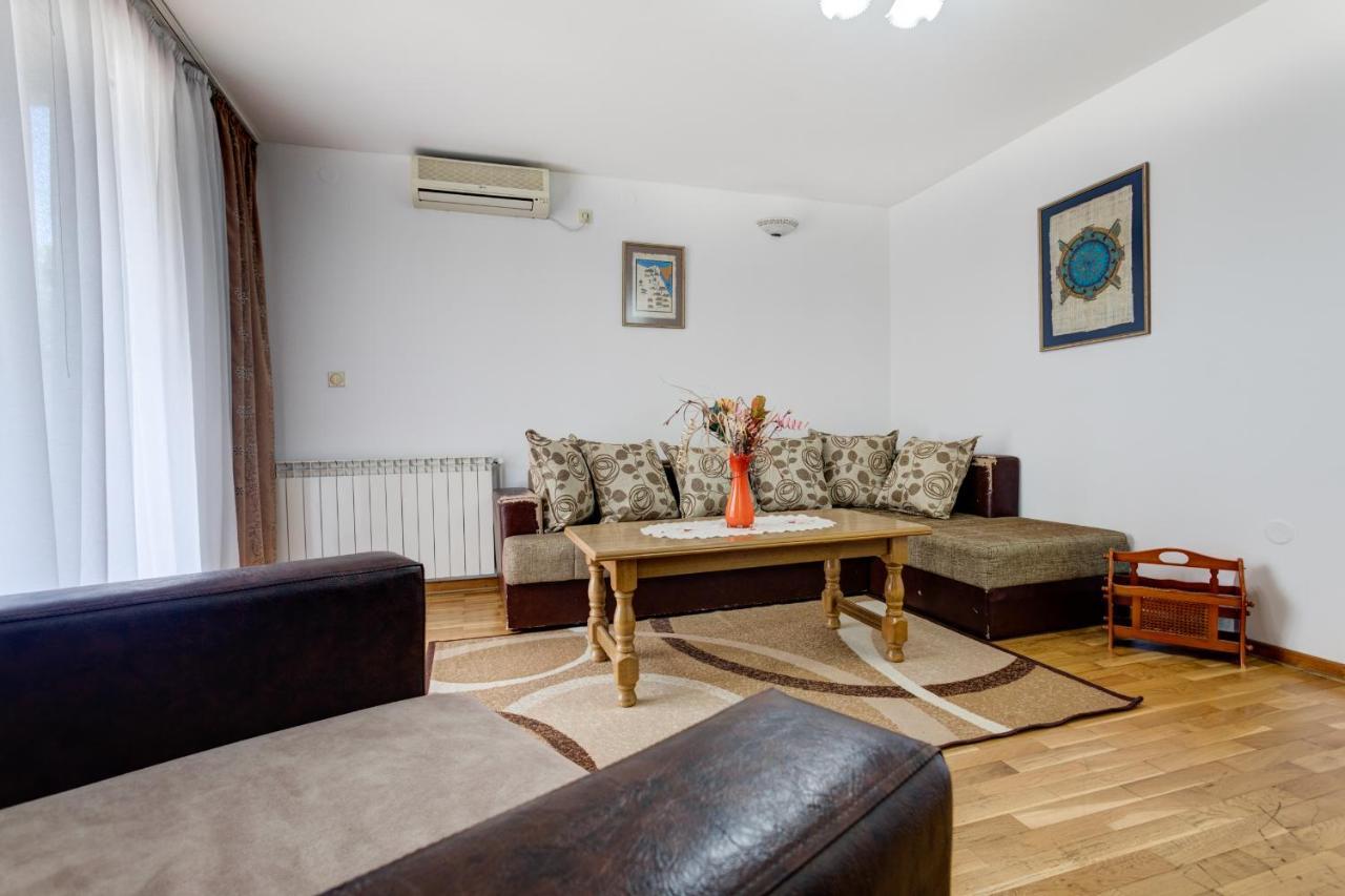 Sun Apartments Marija Budva Luaran gambar